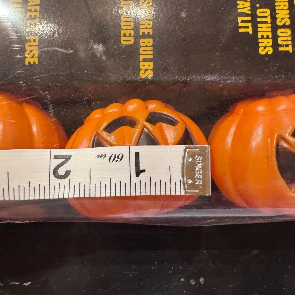 Vtg Halloween Jack O Lantern Pumpkin String Lights Blow Mold Set of 10 NEW